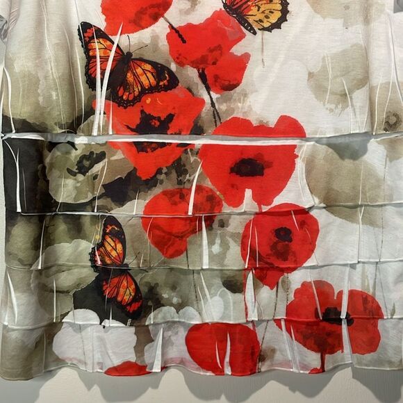 Breckenridge- Butterfly & Floral Red & Neutral Design Tiered Ruffle Top- Size XL - Picture 4 of 6